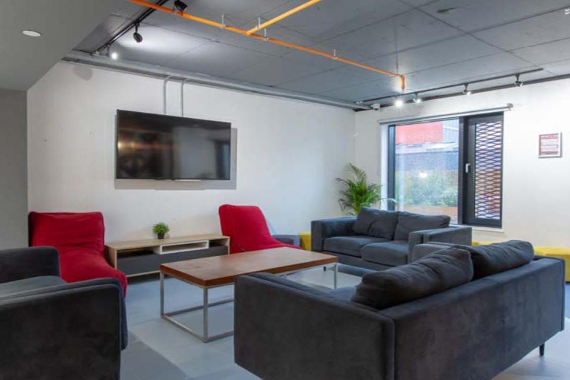 Now Student Living Bridge Street * Cardiff